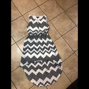A black and white chevron pattern dress